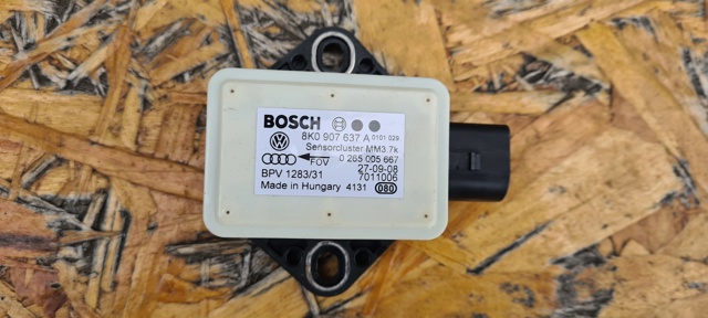 Датчик поперечного прискорення (ESP) 8K0907637A VAG