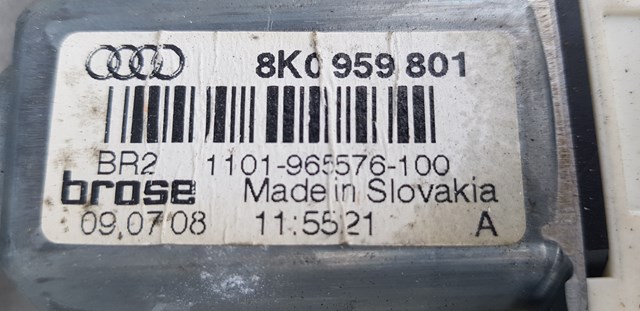 Привід ліфта передній 8K0959801 VAG