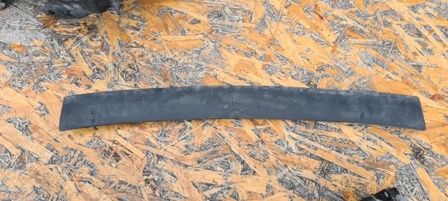 Переднє ікло бампера 8T0807217A VAG
