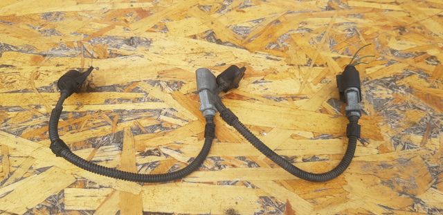 Датчик обуртів распредвалу 9805940 VAG