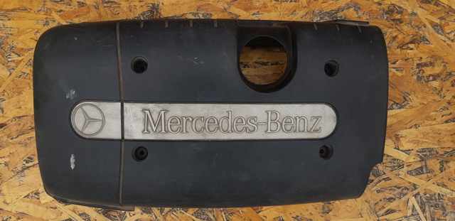 Кришка двигуна декоративна A6110100367 MERCEDES