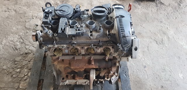 Двигун у зборі CCZA VAG