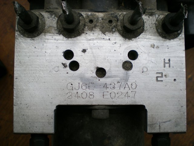 Гідроагрегат антиблокувальної системи GJ6E437A0 MAZDA
