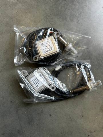 Датчик оксидів азоту NOX A0009058611 MERCEDES