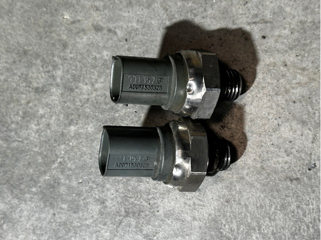 Датчик тиску вихлопних газів A0071530328 MERCEDES