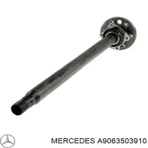 Піввісь задня, ліва A9063503910 MERCEDES
