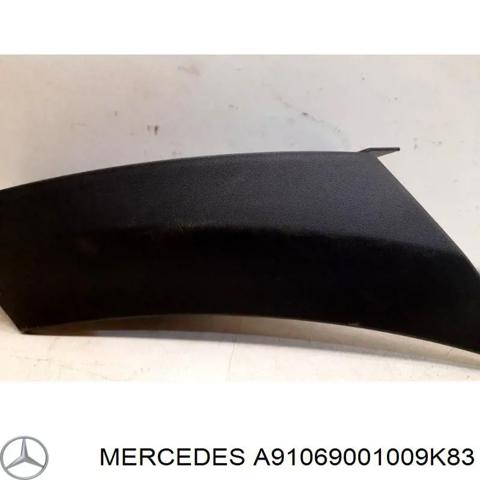 Молдинг переднього правого крила A91069001009K83 MERCEDES