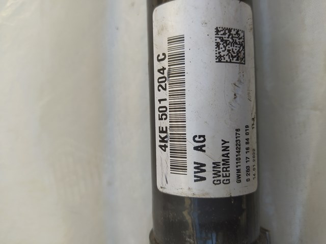 Піввісь задня, права 4KE501204C VAG