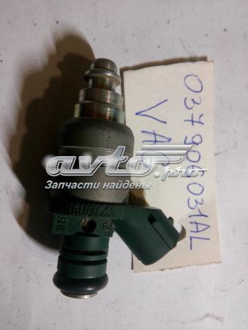 Форсунка вприску палива 037906031AL VAG