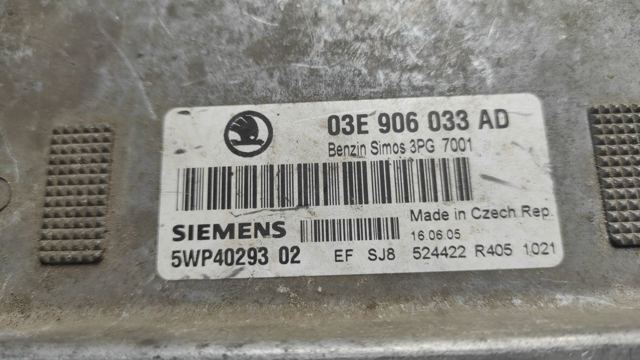 Комп'ютер двигуна 03E906033AD VAG