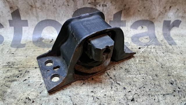 Подушка передньої опори двигуна 11210AX600 NISSAN