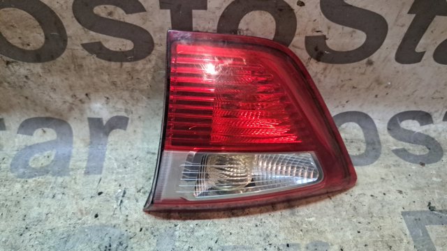 Ліхтар задній внутрішній правий 1861698 FORD