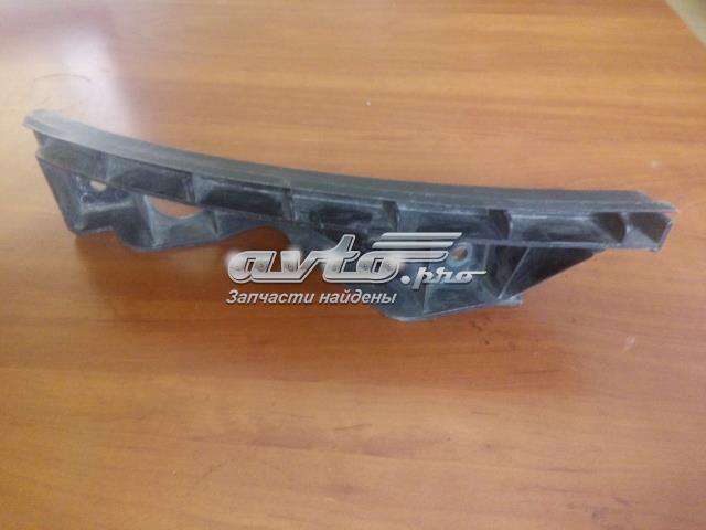 Кронштейн кріплення бампера переднього правий 1T0807890A VAG