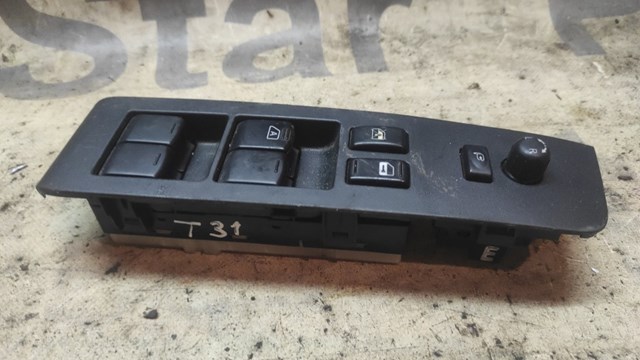 Кнопковий блок керування склопідіймачами передній лівий 25401JG41C NISSAN