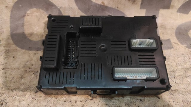 Блок управління комфорту 284B2EM02E NISSAN