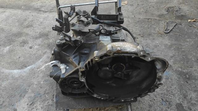 Механічна коробка перемикання передач KIA Sportage 2