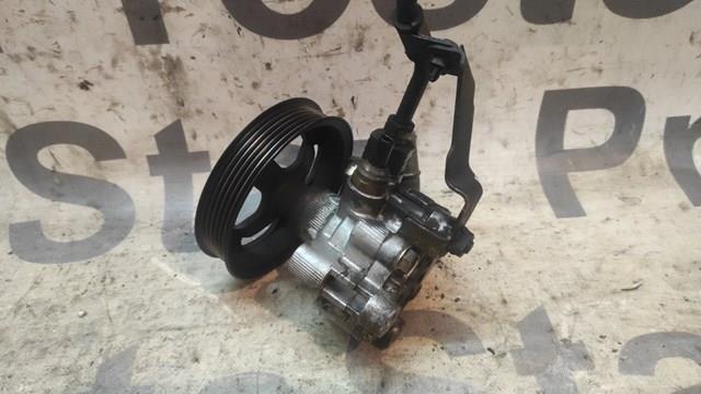Насос рульового механізму 4431013010 TOYOTA