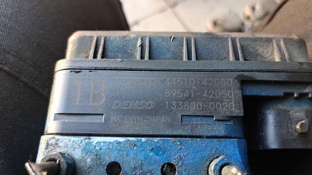 Гідроагрегат антиблокувальної системи 4451042080 TOYOTA