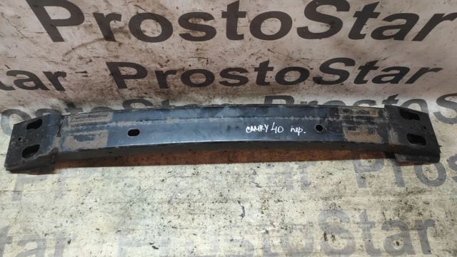 Підсилювач бампера переднього 5202106040 TOYOTA