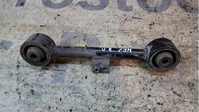 Важіль/тяга задньої підвіски подовжній верхній, правий 52390S2H000 HONDA