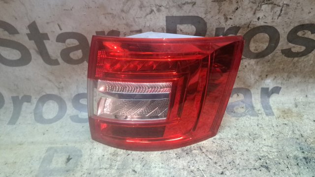 Ліхтар задній правий 5E9945096B VAG