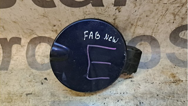 Лючок паливного бака 5J6809857AGRU VAG