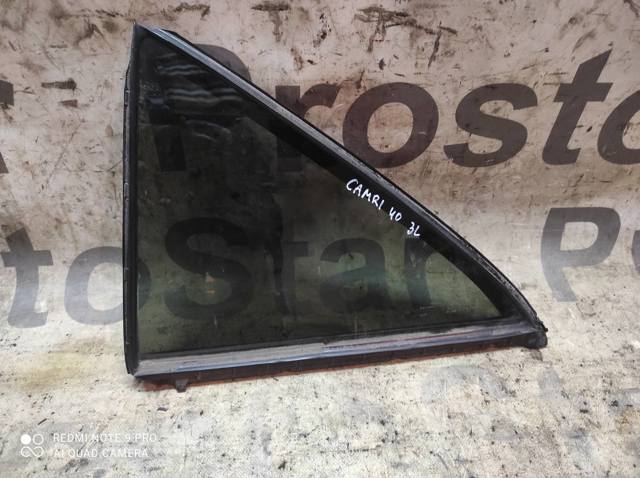 Скло-кватирка двері, задньої, лівої 6812406050 TOYOTA