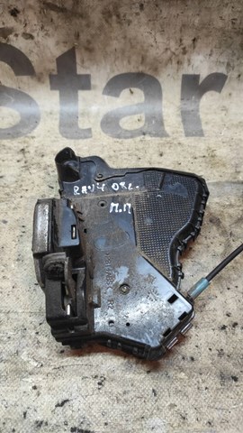 Внутрішній дверний замок 6903042221 TOYOTA