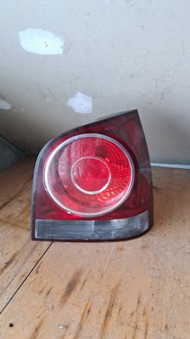 Задні ліхтарі 6Q6945096AB VAG