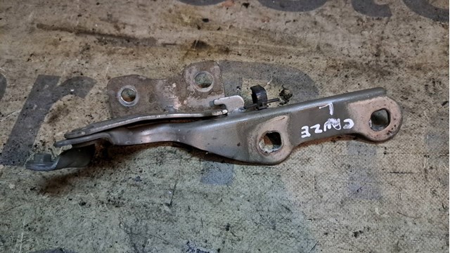 Завіс капота, лівий 95406038 GM