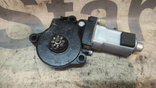 Привід ліфта передній 988101F100 HYUNDAI