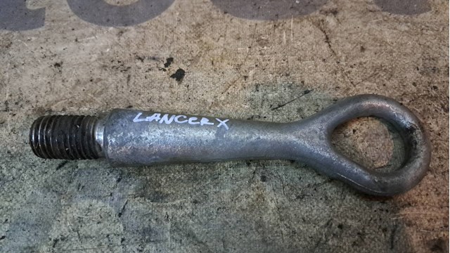 Крюк буксирувальний передній MN165999 MITSUBISHI