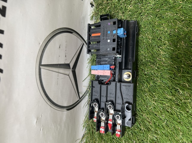 Монтажний блок 2115452301 MERCEDES