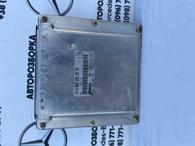 Модуль управління двигуном A0001536979 MERCEDES