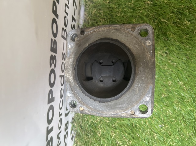 Підвіска КПП A1662400618 MERCEDES