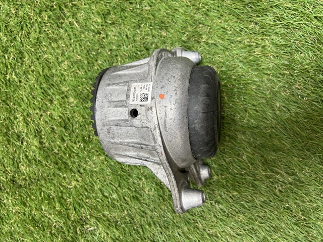 Права подушка мотора A2052406717 MERCEDES