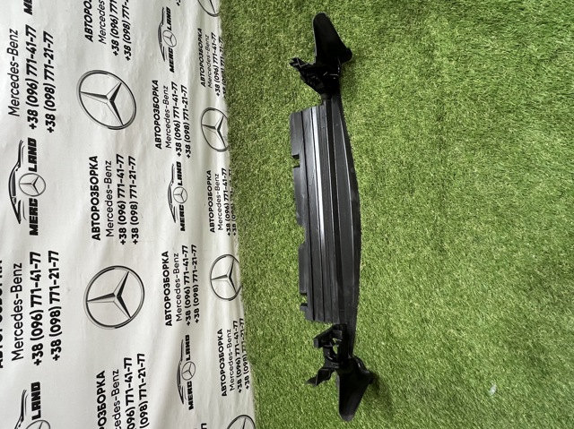 Повітропровід / дефлектор радіатора, нижній A2055050230 MERCEDES