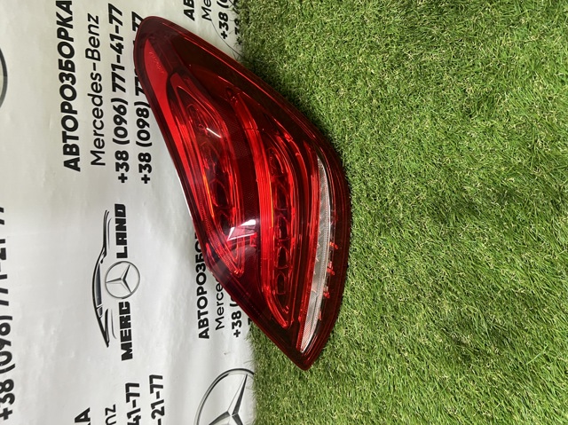 Задні ліхтарі A2059061457 MERCEDES