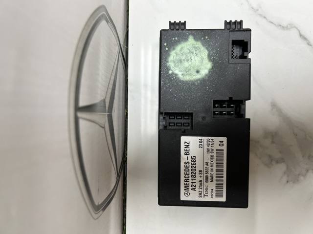 Реле підігріву сидіння A2118202685 MERCEDES