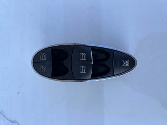 Кнопковий блок керування склопідіймачами передній лівий A2118219951 MERCEDES