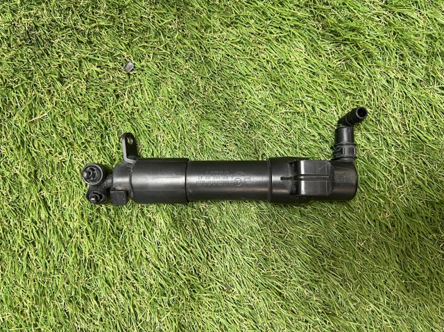 Форсунка омивача фари передньої, правої A2118600647 MERCEDES