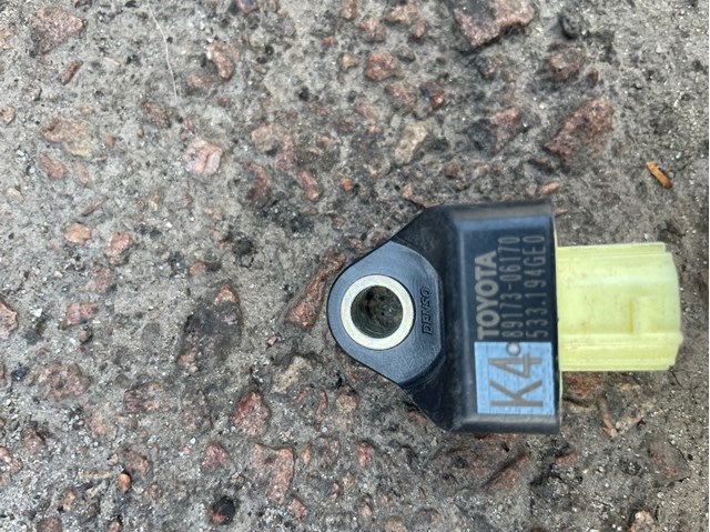 Датчик Айрбег передній 8917306170 TOYOTA