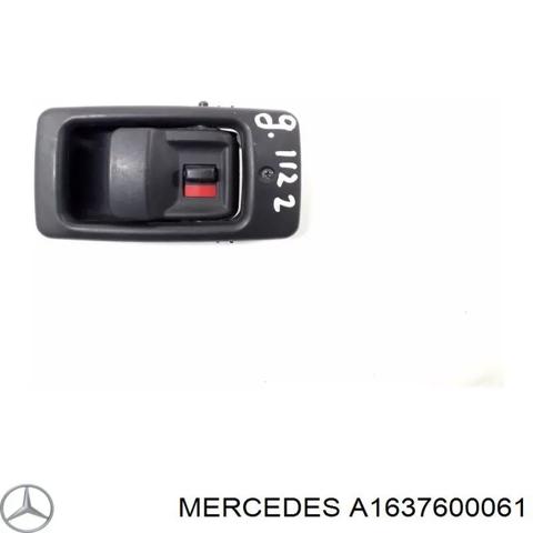 Ручка закриття кришки багажника внутрішня A1637600061 MERCEDES
