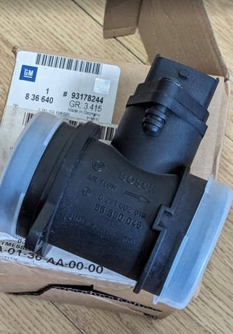 Датчик потоку повітря 0281002619 BOSCH