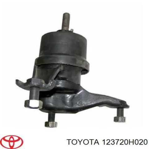 Ліва опора двигуна 123720H020 TOYOTA