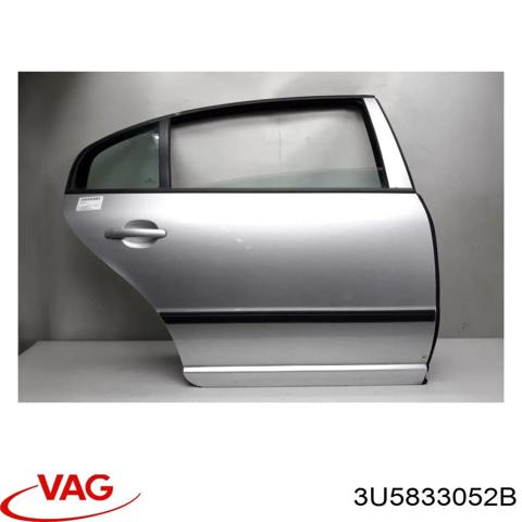 Двері задні, праві 3U5833052B VAG