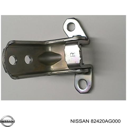Петля заднтої двері, правої 82420AG000 NISSAN