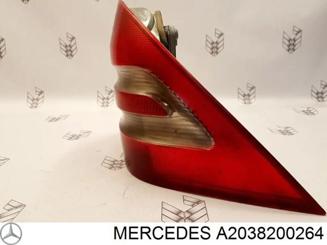 Задні ліхтарі A2038200264 MERCEDES