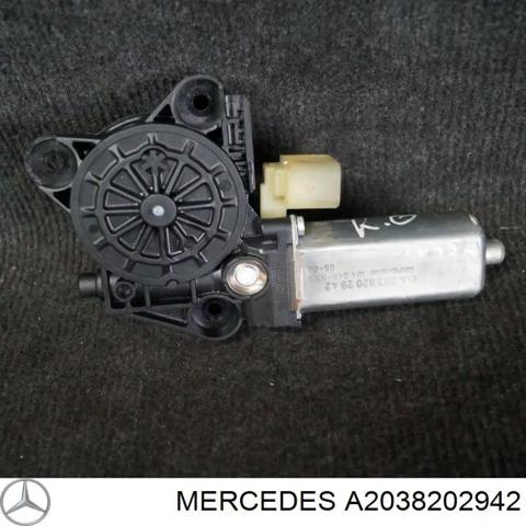 Привід ліфта задній A2038202942 MERCEDES