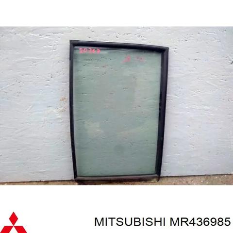 Куточок задніх лівих дверей MR436985 MITSUBISHI